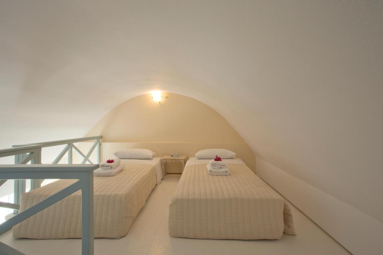 Santorini Med Homes - Sunday Apartment Mesaria Eksteriør billede