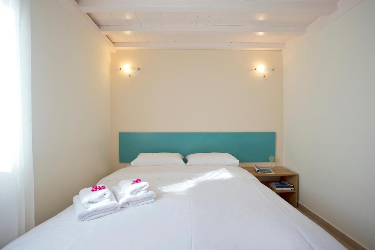 Santorini Med Homes - Sunday Apartment Mesaria Eksteriør billede