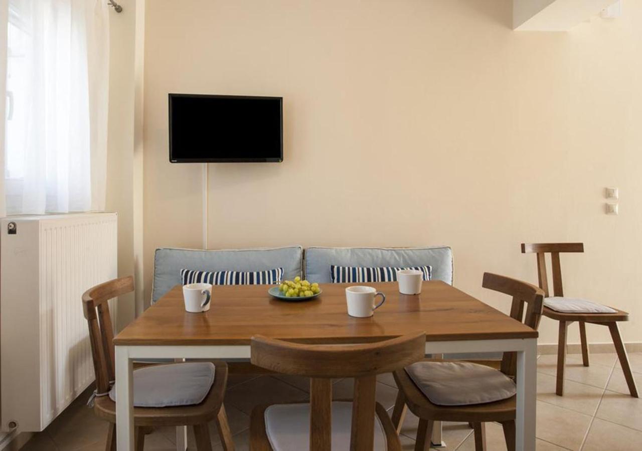 Santorini Med Homes - Sunday Apartment Mesaria Eksteriør billede